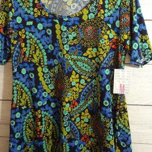 Lularoe Medium Perfect Tee